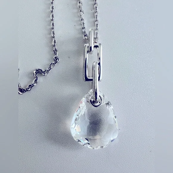 Rare Modern Swarovski Crystal Set - Picture 3 of 8